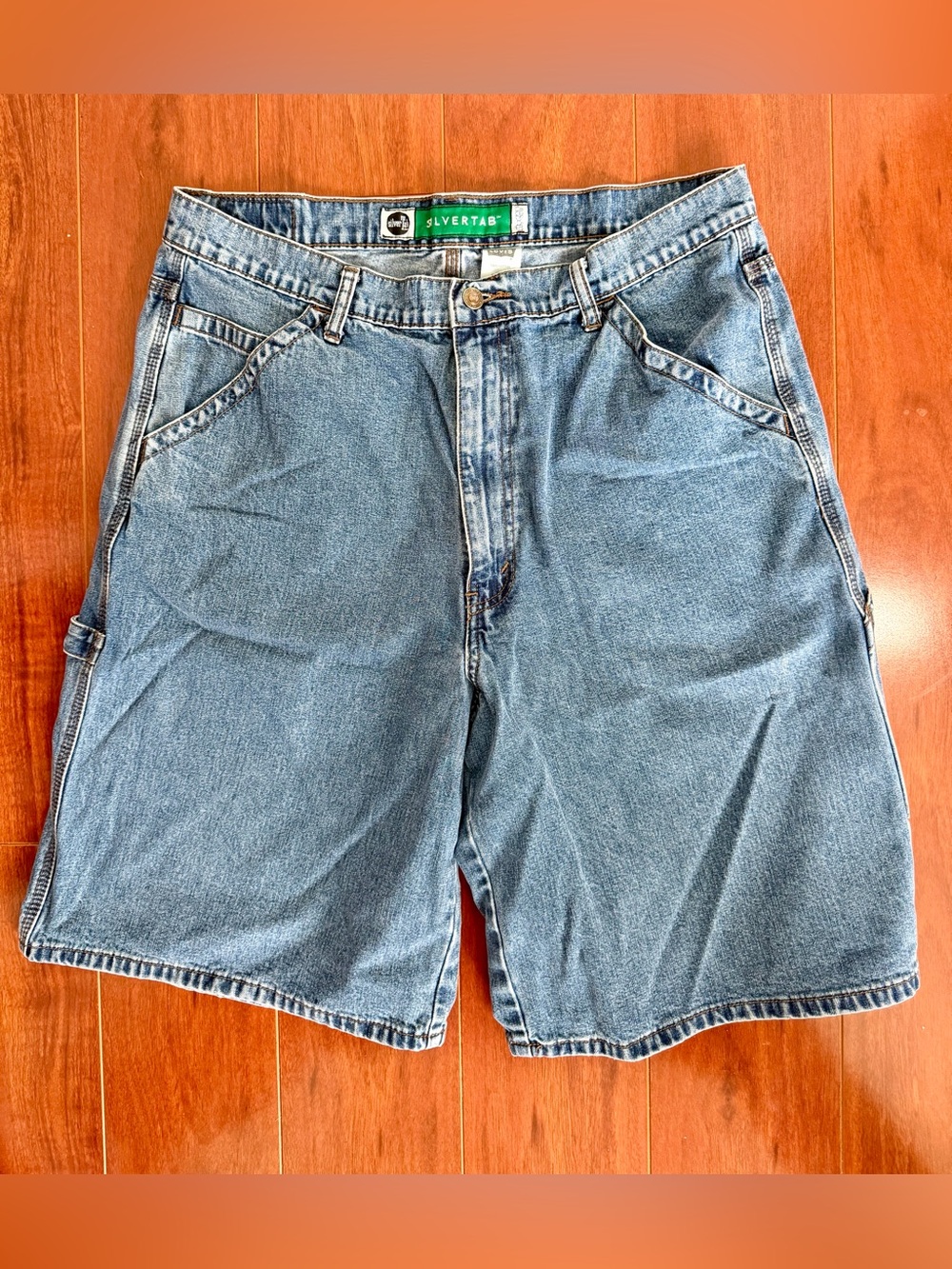 Vintage Levi’s Silver Tab Men's Carpenter Denim Shorts 36W 100% Cotton